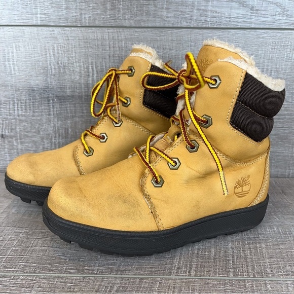 Timberland Y13.5 wheat leather fleece lined boots - Picture 3 of 16